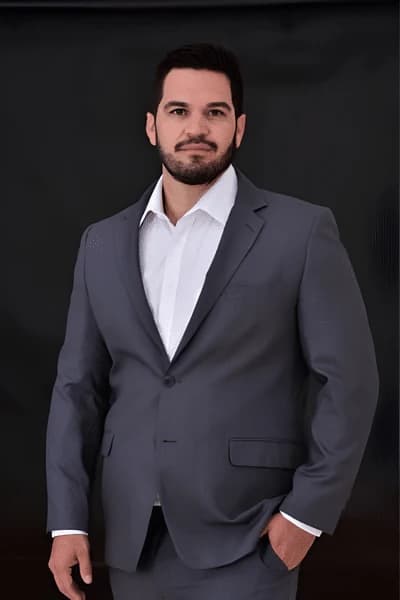 Dr. Alexandre Alonso, especialista em Medicina da Dor