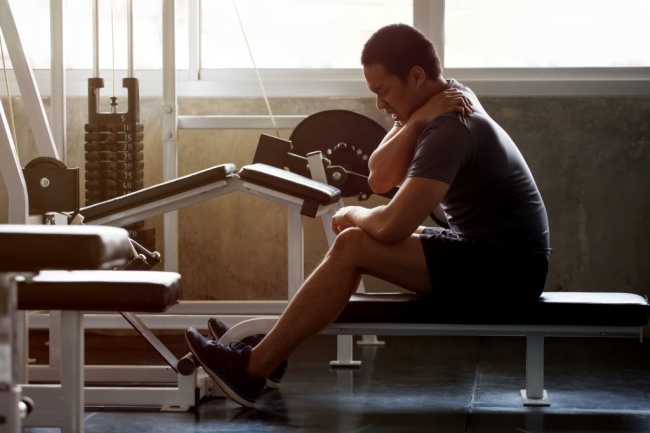 Dor muscular em excesso pós-treino precisa de atenção redobrada